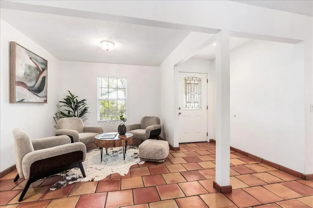 4805 Canyonbend Circle Austin TX 78735