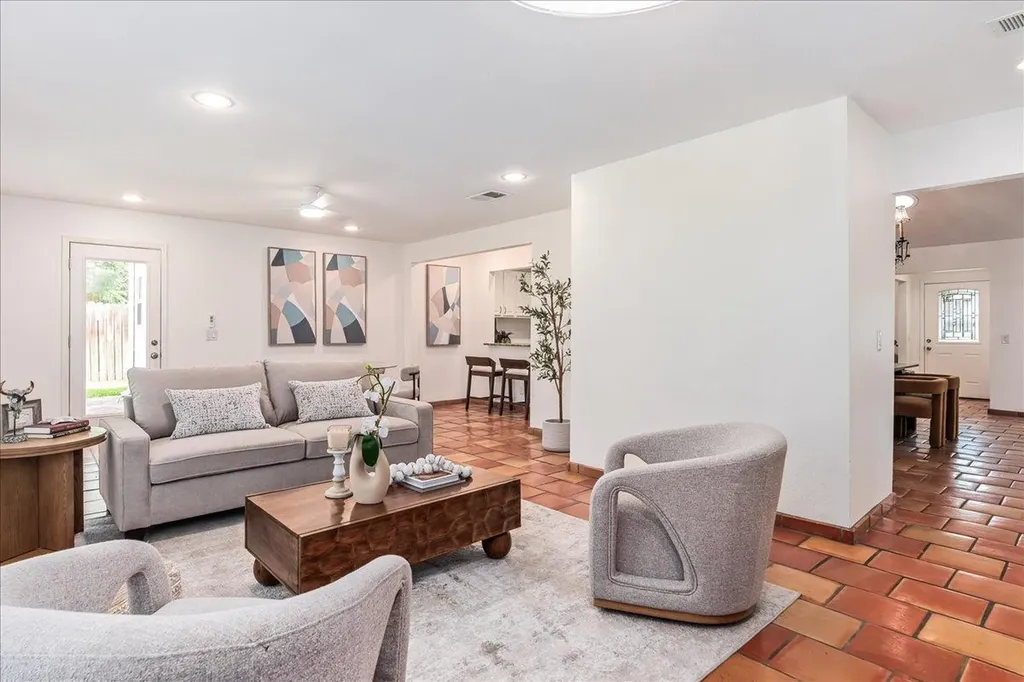 4805 Canyonbend Circle Austin TX 78735