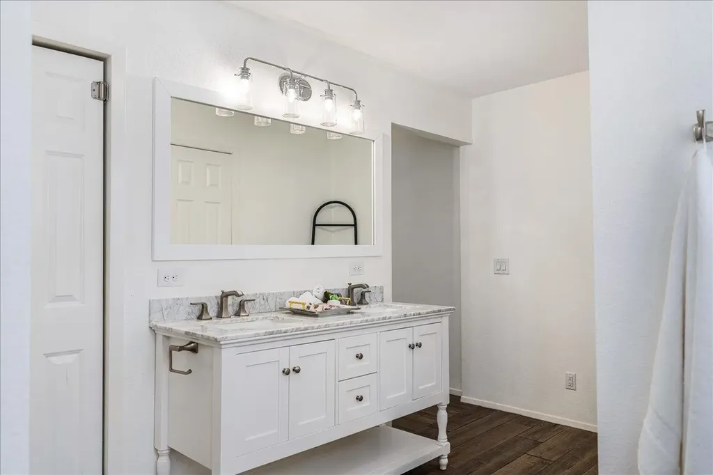 4805 Canyonbend Circle Austin TX 78735