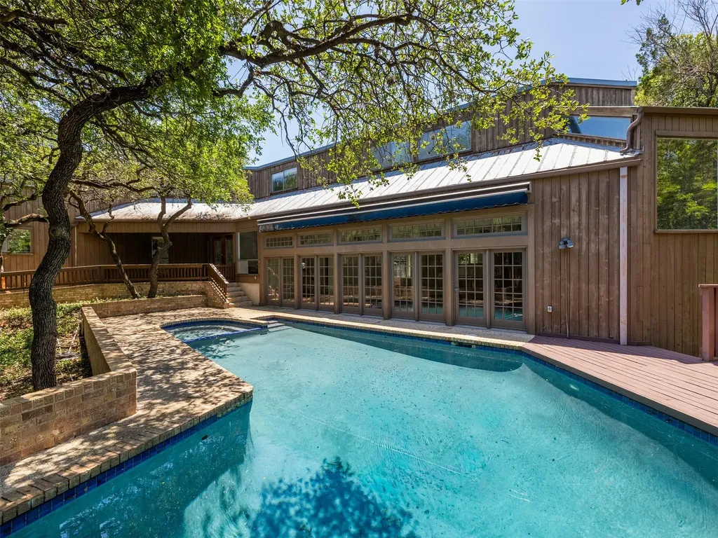 1706 Graywood Cove Austin TX 78704
