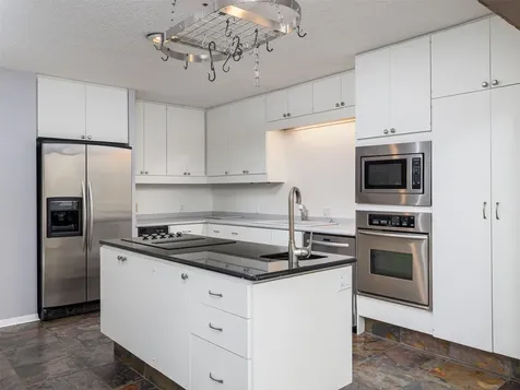 1706 Graywood Cove Austin TX 78704