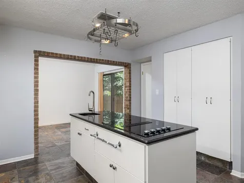 1706 Graywood Cove Austin TX 78704