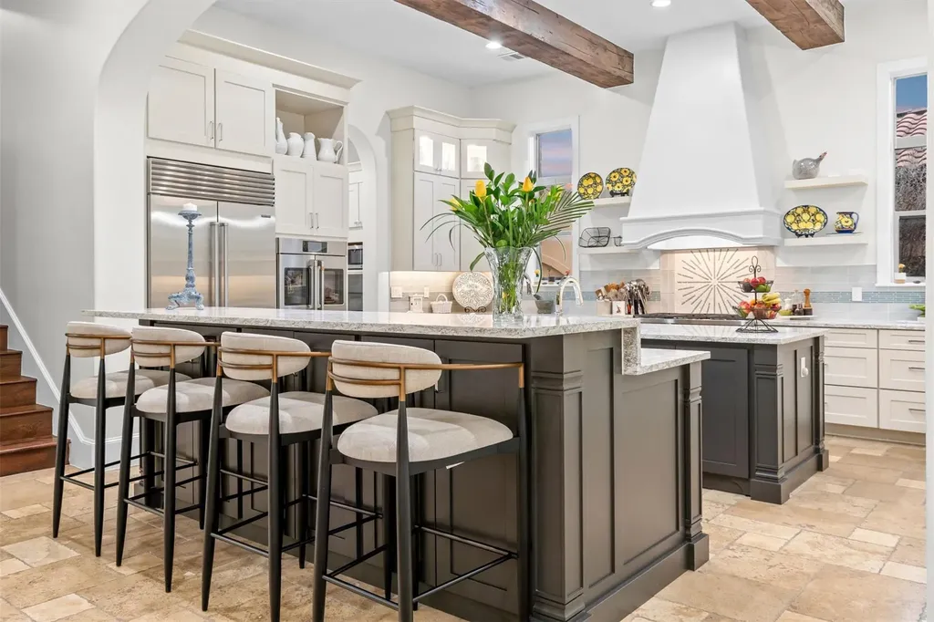 108 Golden Bear Cove Austin TX 78738