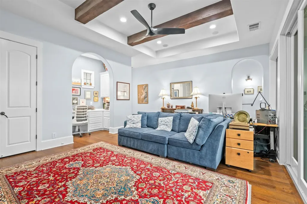 108 Golden Bear Cove Austin TX 78738