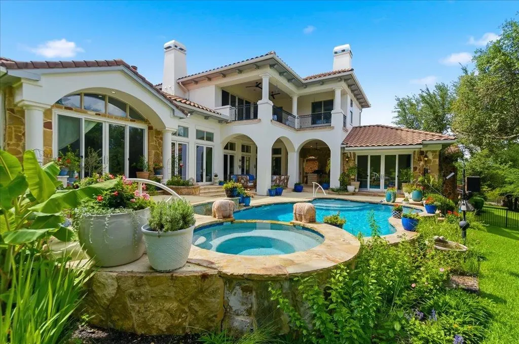 108 Golden Bear Cove Austin TX 78738