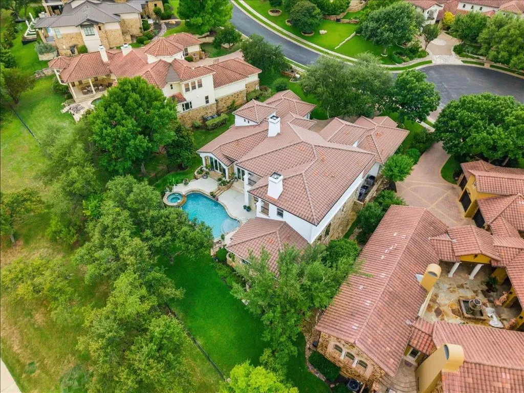 108 Golden Bear Cove Austin TX 78738