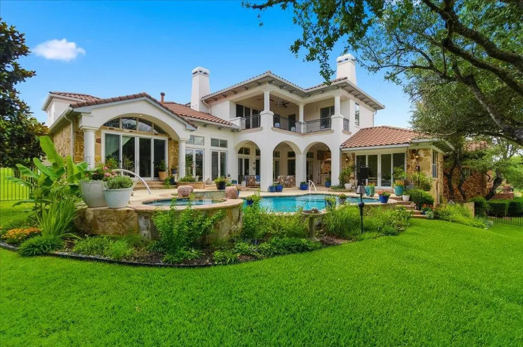108 Golden Bear Cove Austin TX 78738