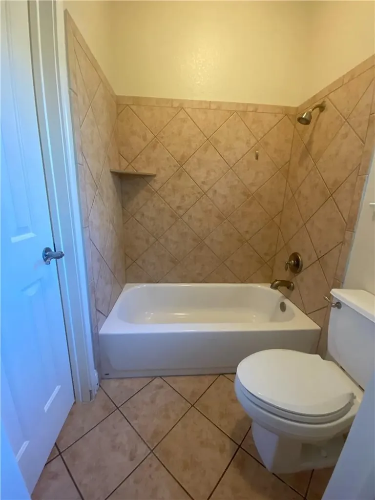 1813 Val Verde Austin TX 78732