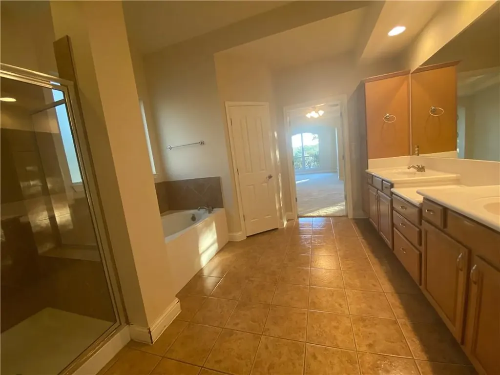 1813 Val Verde Austin TX 78732