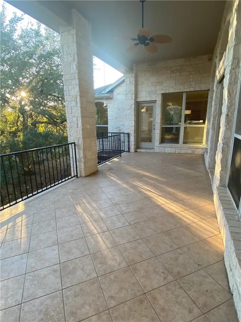 1813 Val Verde Austin TX 78732