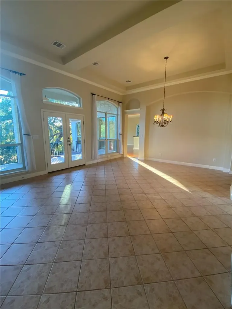 1813 Val Verde Austin TX 78732