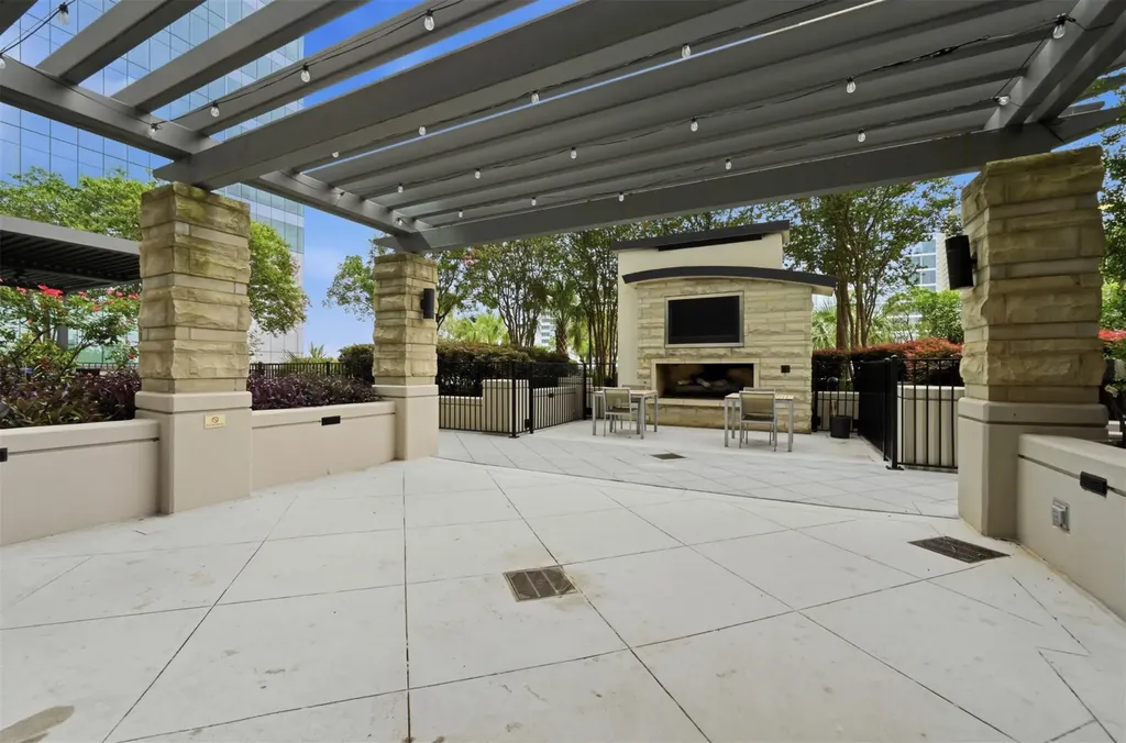 360 Nueces Street Austin TX 78701