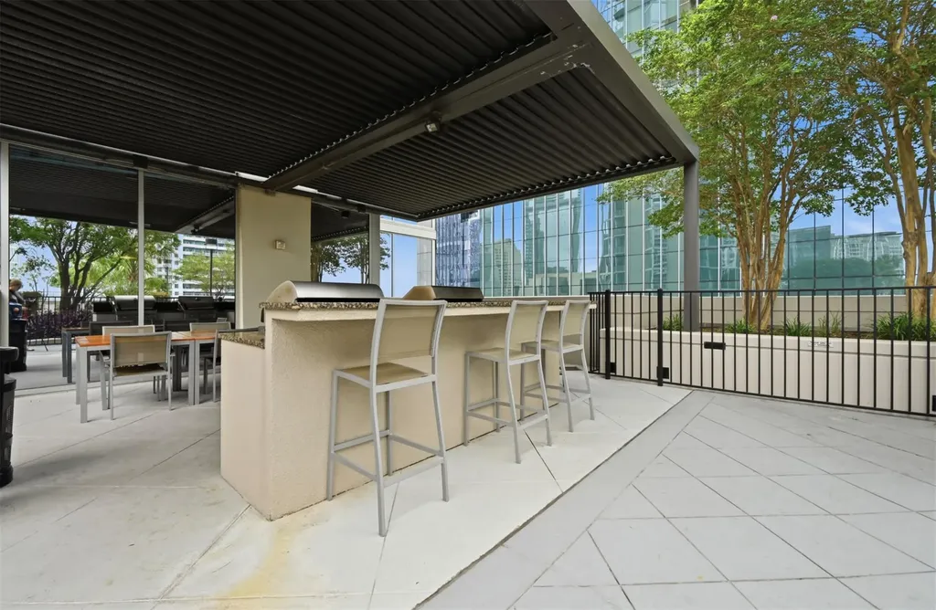 360 Nueces Street Austin TX 78701