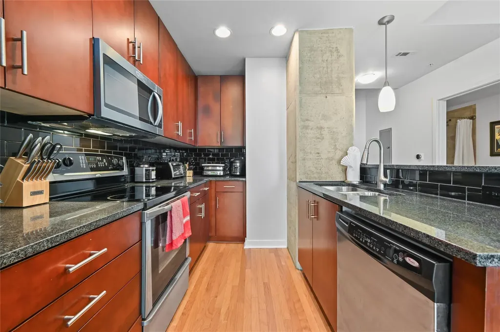 360 Nueces Street Austin TX 78701