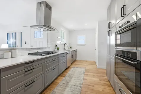 2905 Brinwood Avenue Austin TX 78704