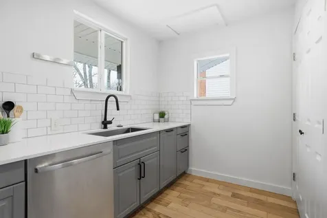 2905 Brinwood Avenue Austin TX 78704