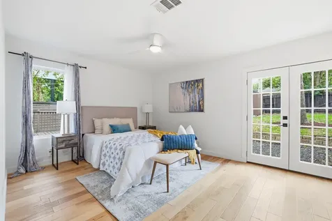 2905 Brinwood Avenue Austin TX 78704