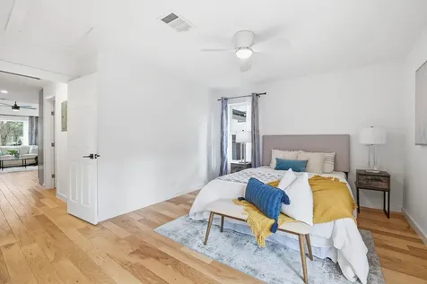 2905 Brinwood Avenue Austin TX 78704