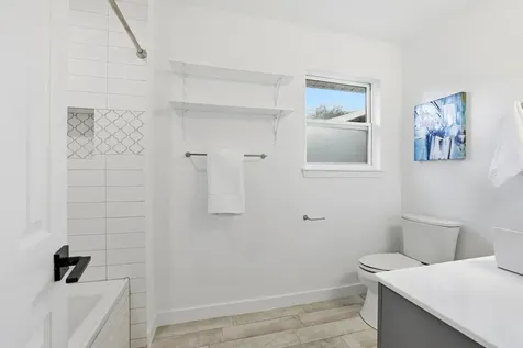 2905 Brinwood Avenue Austin TX 78704
