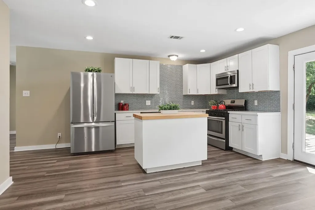 4906 Eastdale Drive E Austin TX 78723