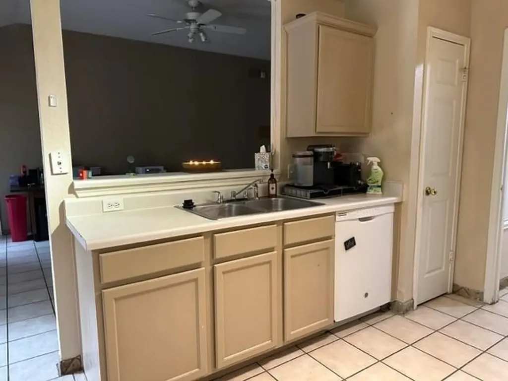 5708 Lark Creek Drive Austin TX 78744