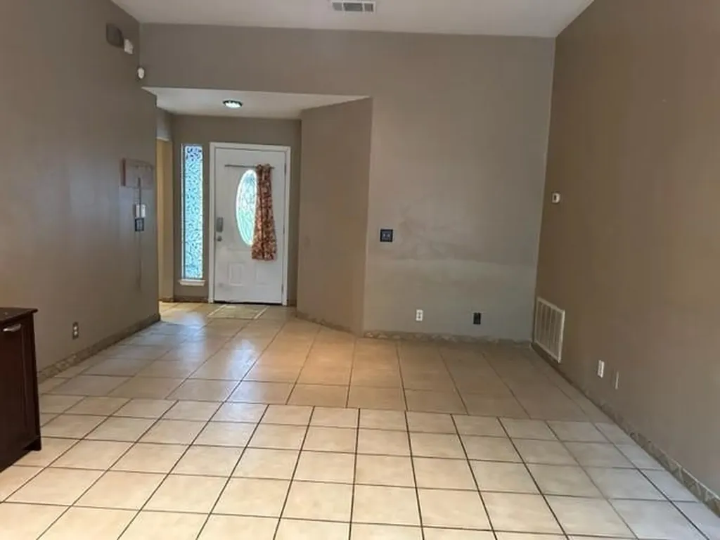 5708 Lark Creek Drive Austin TX 78744