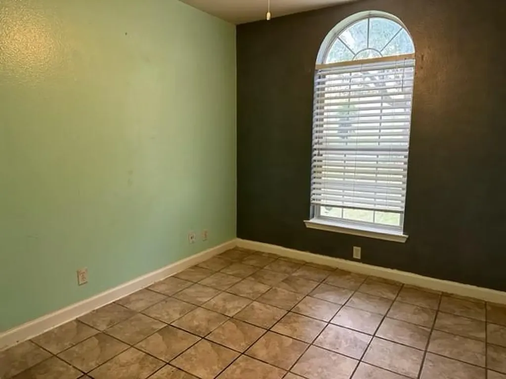 5708 Lark Creek Drive Austin TX 78744