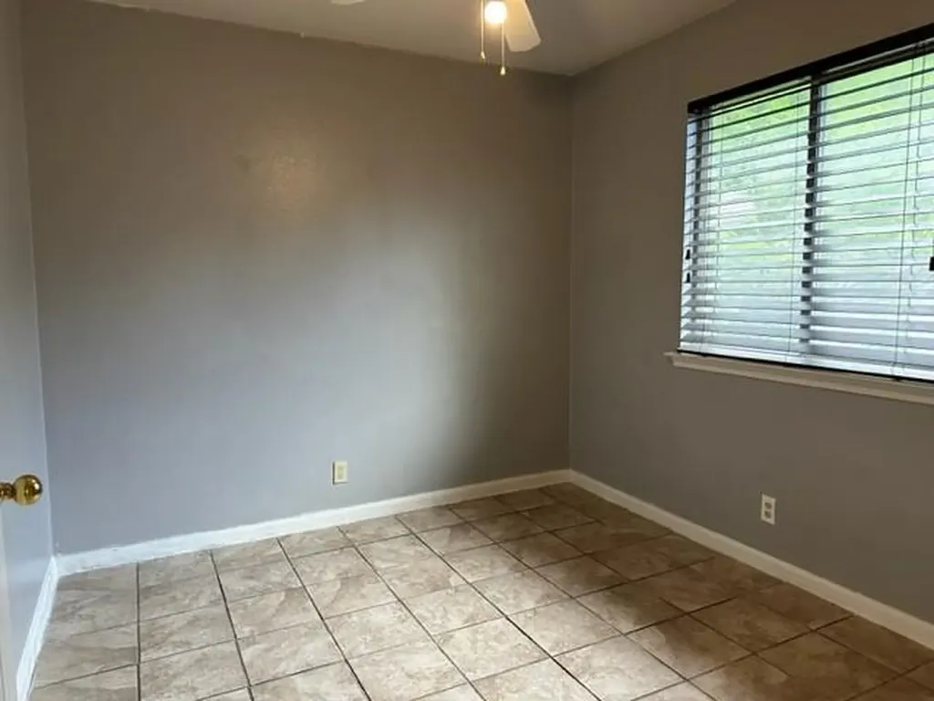 5708 Lark Creek Drive Austin TX 78744