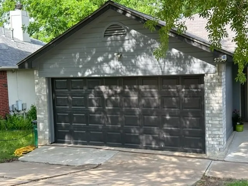 5708 Lark Creek Drive Austin TX 78744