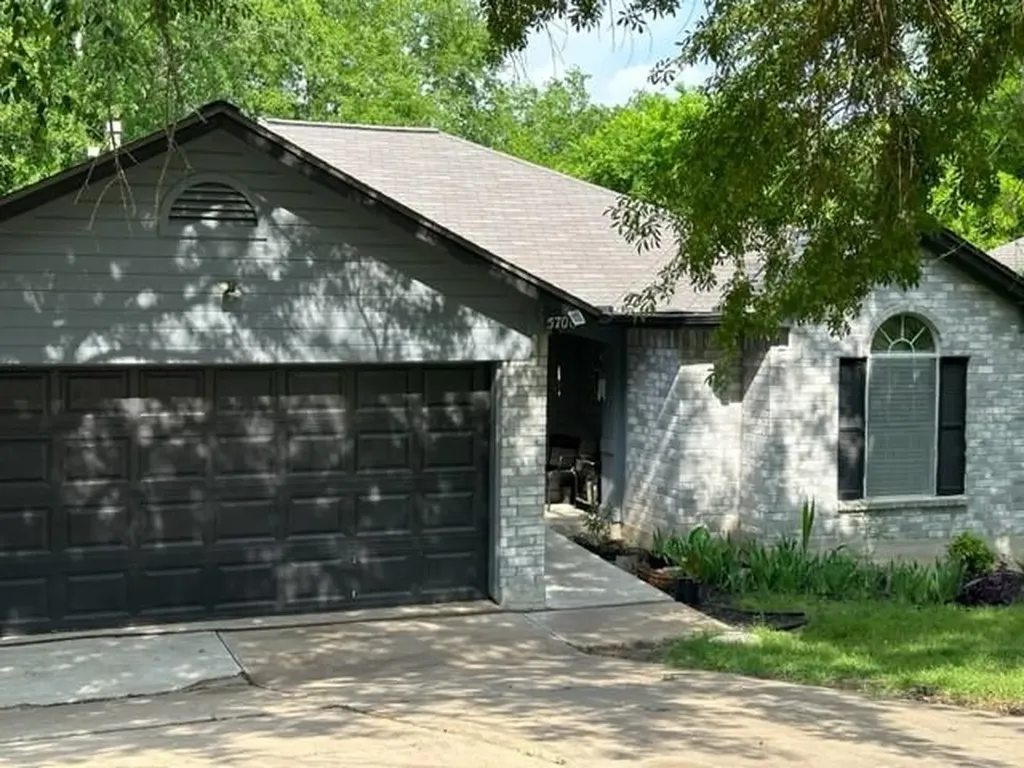 5708 Lark Creek Drive Austin TX 78744