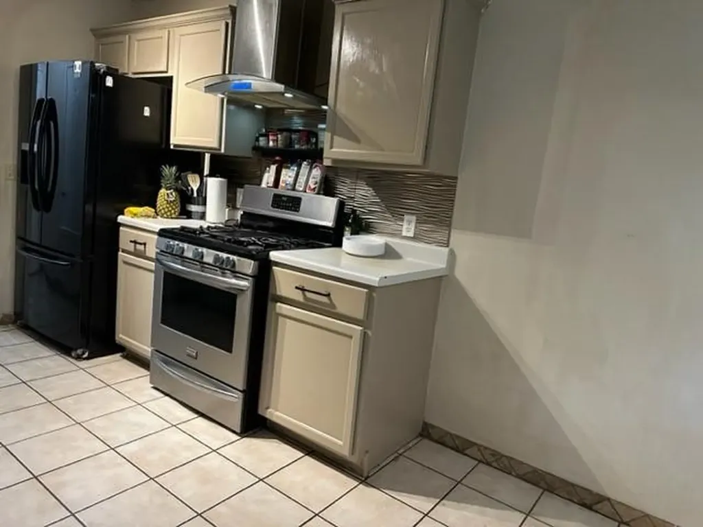 5708 Lark Creek Drive Austin TX 78744