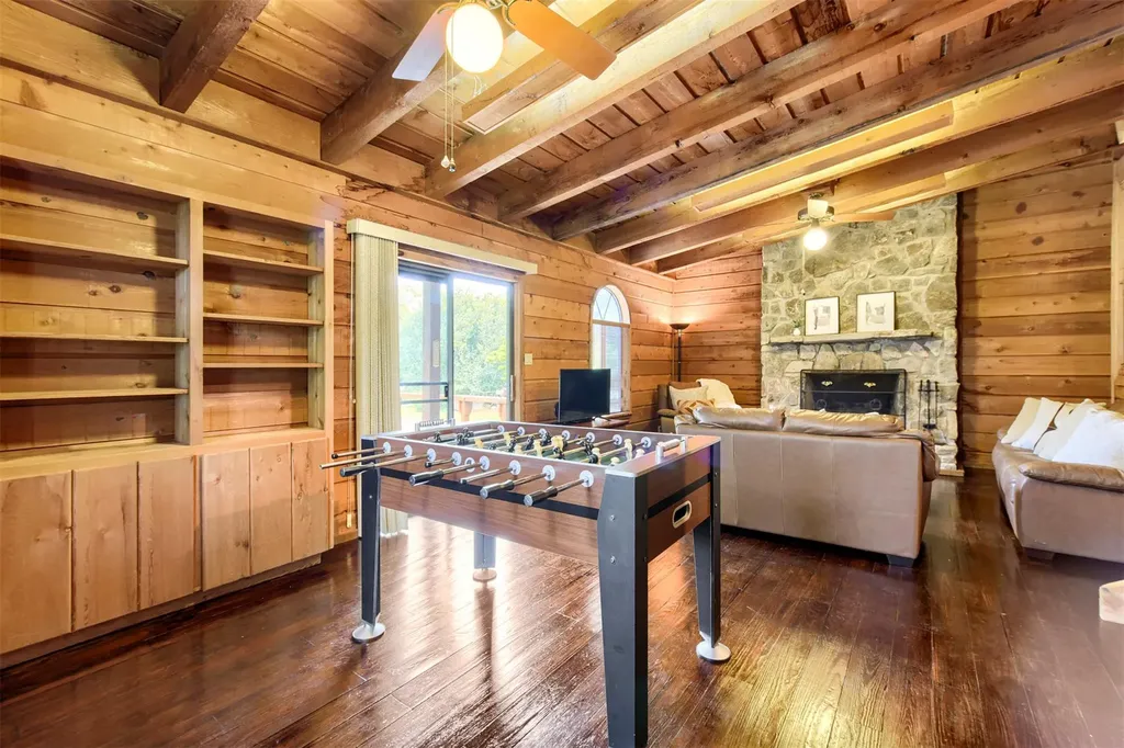 204 Topspin Drive Spicewood TX 78669