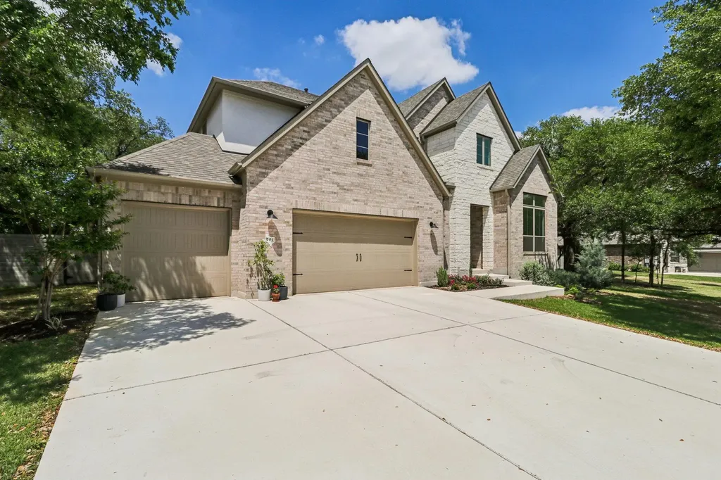 101 Wolf Ridge Road Georgetown TX 78628