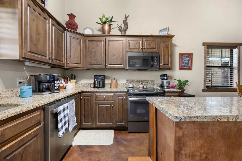 131 County Road 279 Kosse TX 76653