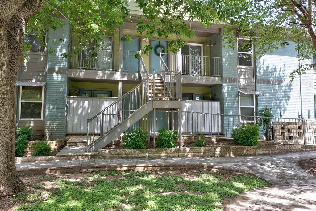 3204 Menchaca Road Austin TX 78704