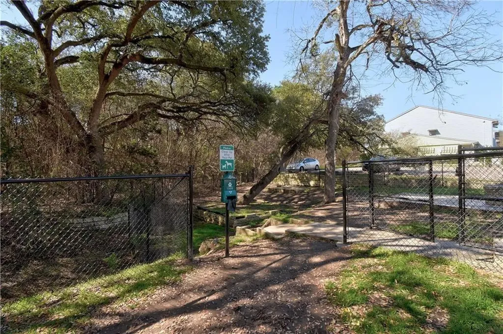 3204 Menchaca Road Austin TX 78704