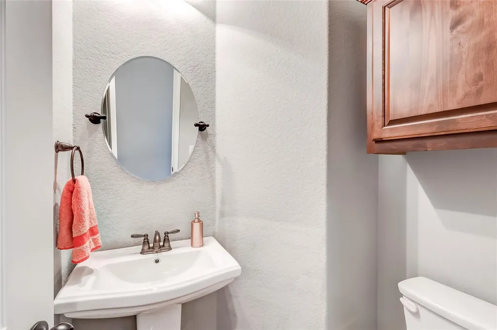 2217 Cactus Valley Drive Leander TX 78641