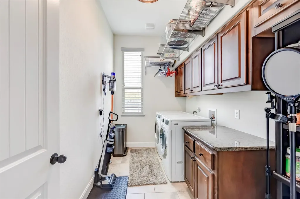 2217 Cactus Valley Drive Leander TX 78641