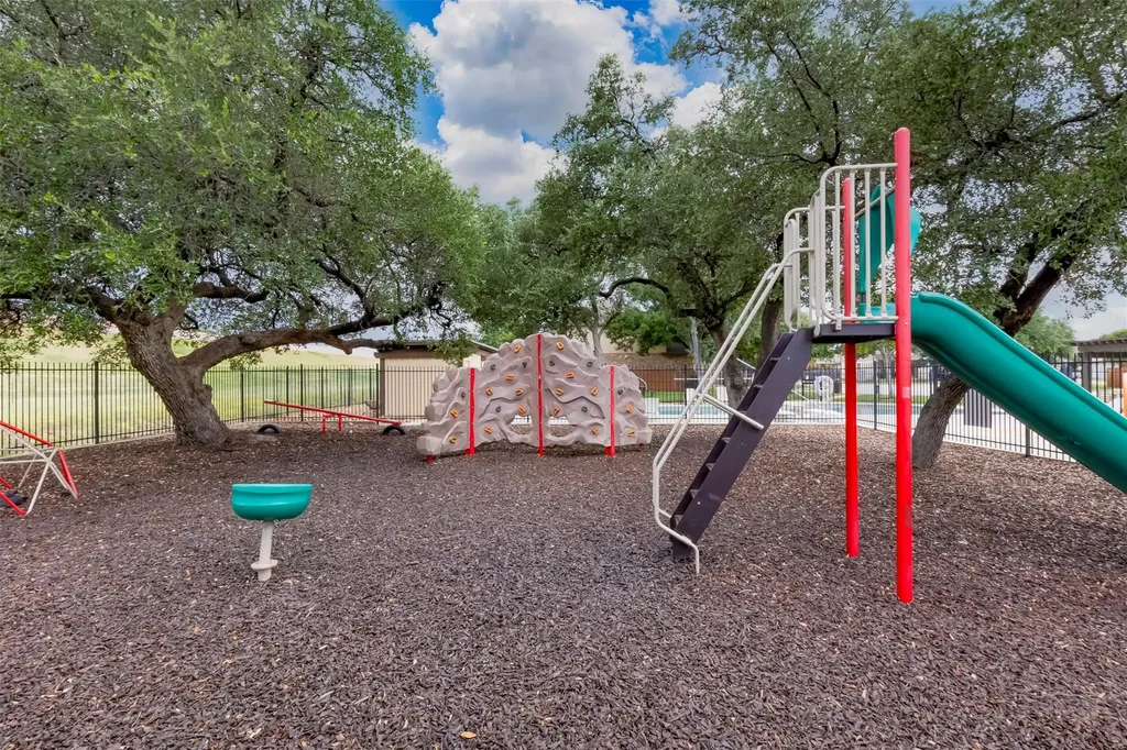 2217 Cactus Valley Drive Leander TX 78641