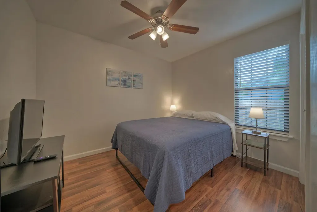 1004/1006 Hyridge Street Round Rock TX 78664