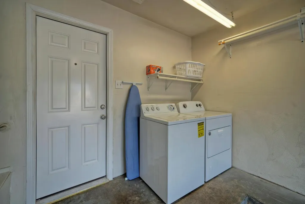 1004/1006 Hyridge Street Round Rock TX 78664