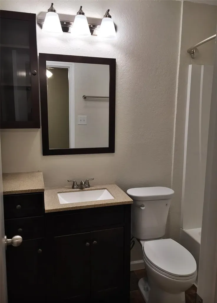 1004/1006 Hyridge Street Round Rock TX 78664