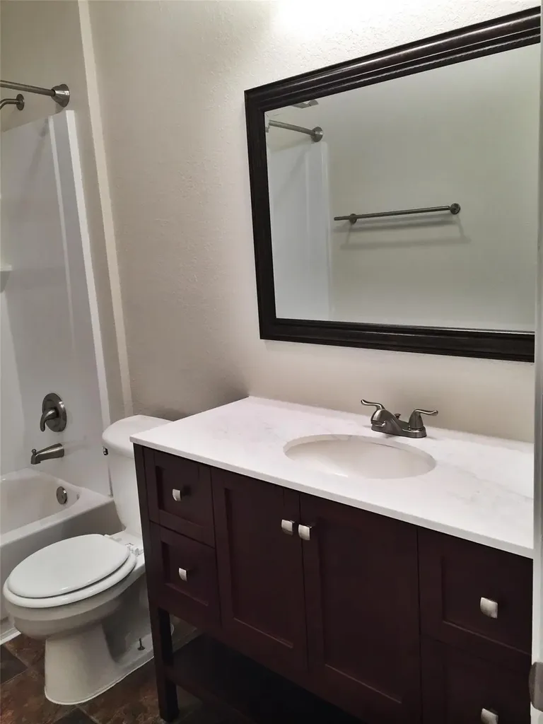 1004/1006 Hyridge Street Round Rock TX 78664