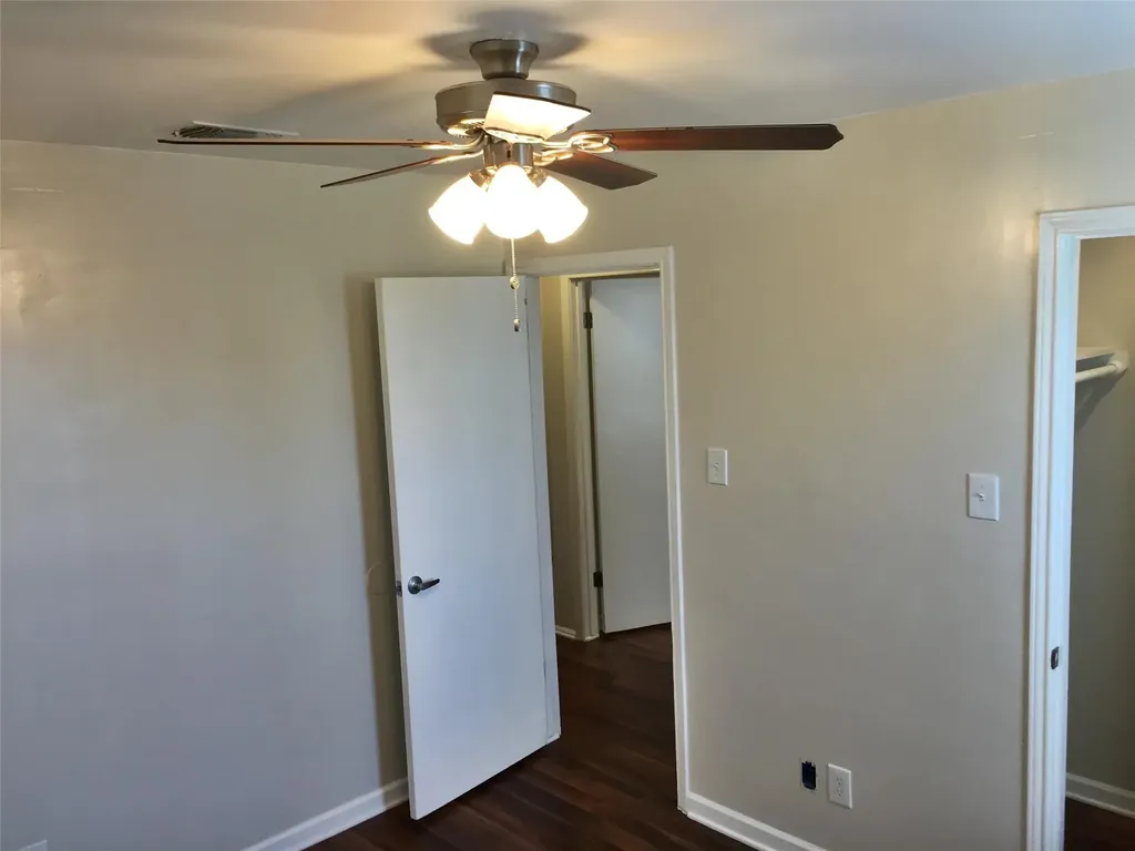 1004/1006 Hyridge Street Round Rock TX 78664