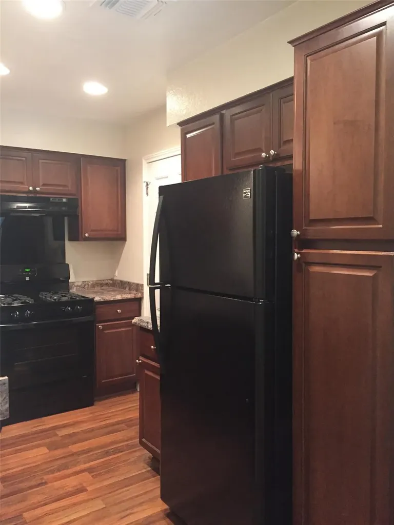 1004/1006 Hyridge Street Round Rock TX 78664