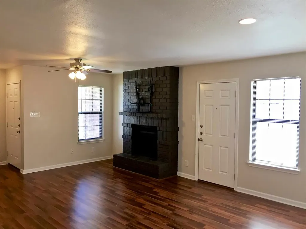 1004/1006 Hyridge Street Round Rock TX 78664