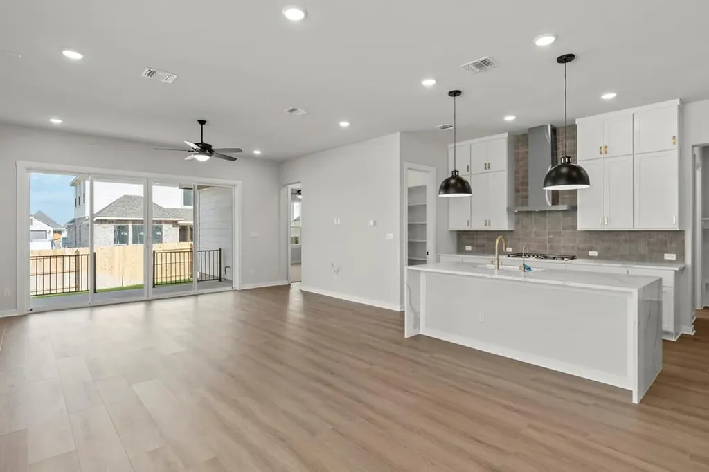 616 Leeland Drive Liberty Hill TX 78642