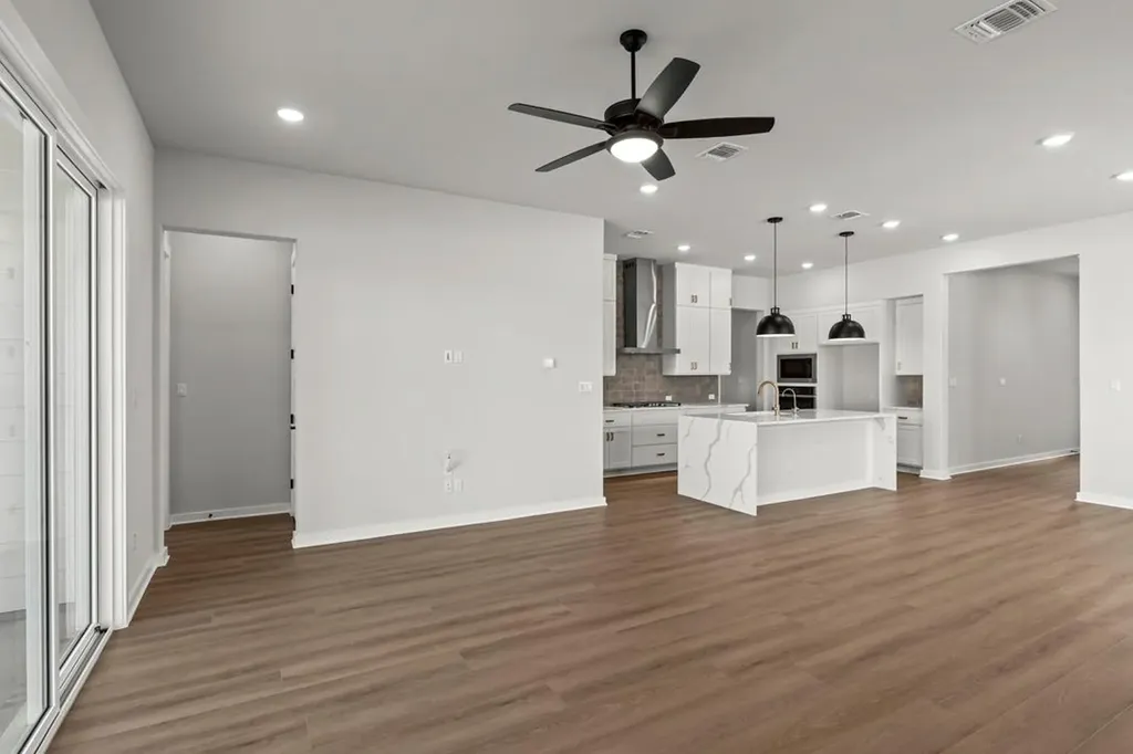 616 Leeland Drive Liberty Hill TX 78642