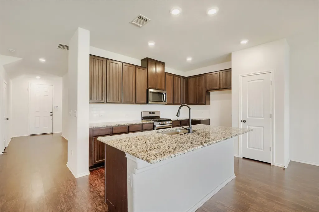 104 Kavanaugh Street Georgetown TX 78628
