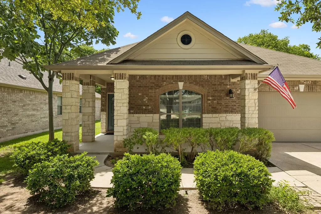 1049 Sussex Way Round Rock TX 78665